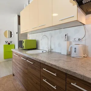 https://apartments-rooms-laganini.hotelinzadar.com